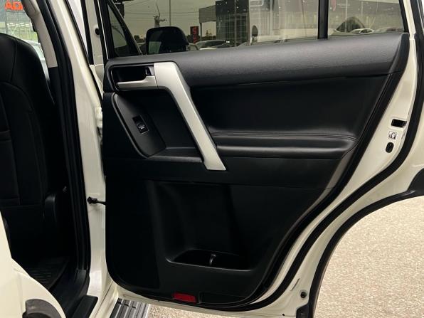 Toyota Land Cruiser Prado 150 Series Рестайлинг 3 с пробегом 2021 года, цена 6 700 000 рублей, 72513 км, внедорожник, Автокод Объявления
