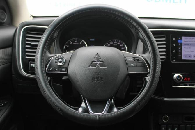 Mitsubishi Outlander III Рестайлинг 3 с пробегом 2021 года, цена 2 580 000 рублей, 92000 км, внедорожник, Автокод Объявления