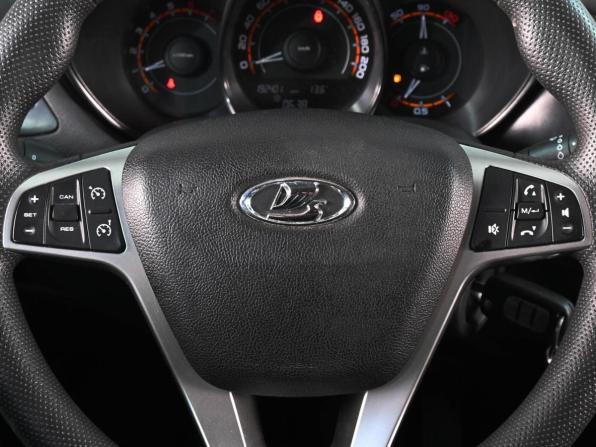 Lada (ВАЗ) Vesta I с пробегом 2018 года, цена 839 000 рублей, 192401 км, седан, Автокод Объявления