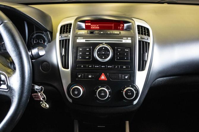 Kia Ceed I Рестайлинг с пробегом 2012 года, цена 850 000 рублей, 241617 км, универсал, Автокод Объявления