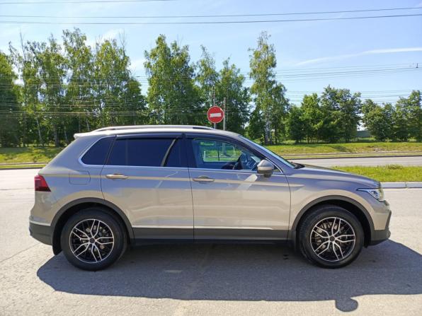 Volkswagen Tiguan II Рестайлинг с пробегом 2021 года, цена 3 695 000 рублей, 66347 км, внедорожник, Автокод Объявления