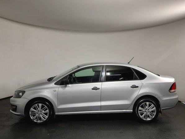 Volkswagen Polo V Рестайлинг с пробегом 2016 года, цена 790 000 рублей, 187000 км, седан, Автокод Объявления
