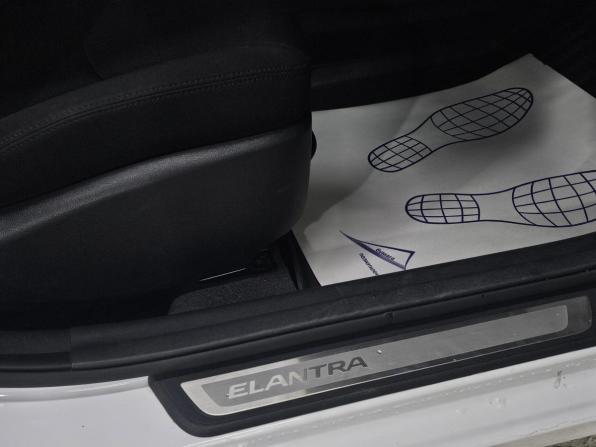 Hyundai Elantra V (MD) Рестайлинг с пробегом 2014 года, цена 1 350 000 рублей, 119700 км, седан, Автокод Объявления