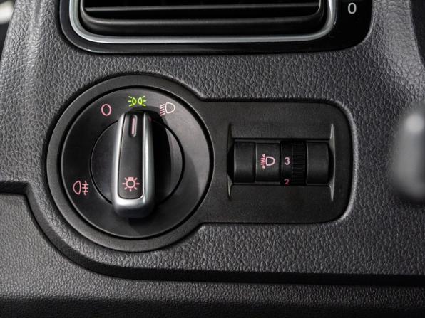 Volkswagen Polo V Рестайлинг с пробегом 2017 года, цена 1 149 500 рублей, 89219 км, седан, Автокод Объявления