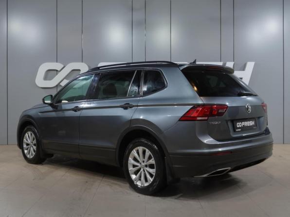 Volkswagen Tiguan II с пробегом 2017 года, цена 1 960 000 рублей, 108390 км, внедорожник, Автокод Объявления
