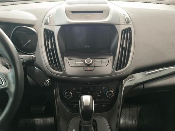 Ford Kuga II Рестайлинг с пробегом 2017 года, цена 1 799 000 рублей, 53364 км, внедорожник, Автокод Объявления