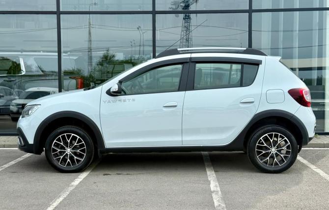 Renault Sandero II Рестайлинг с пробегом 2019 года, цена 1 199 000 рублей, 65292 км, хэтчбек, Автокод Объявления