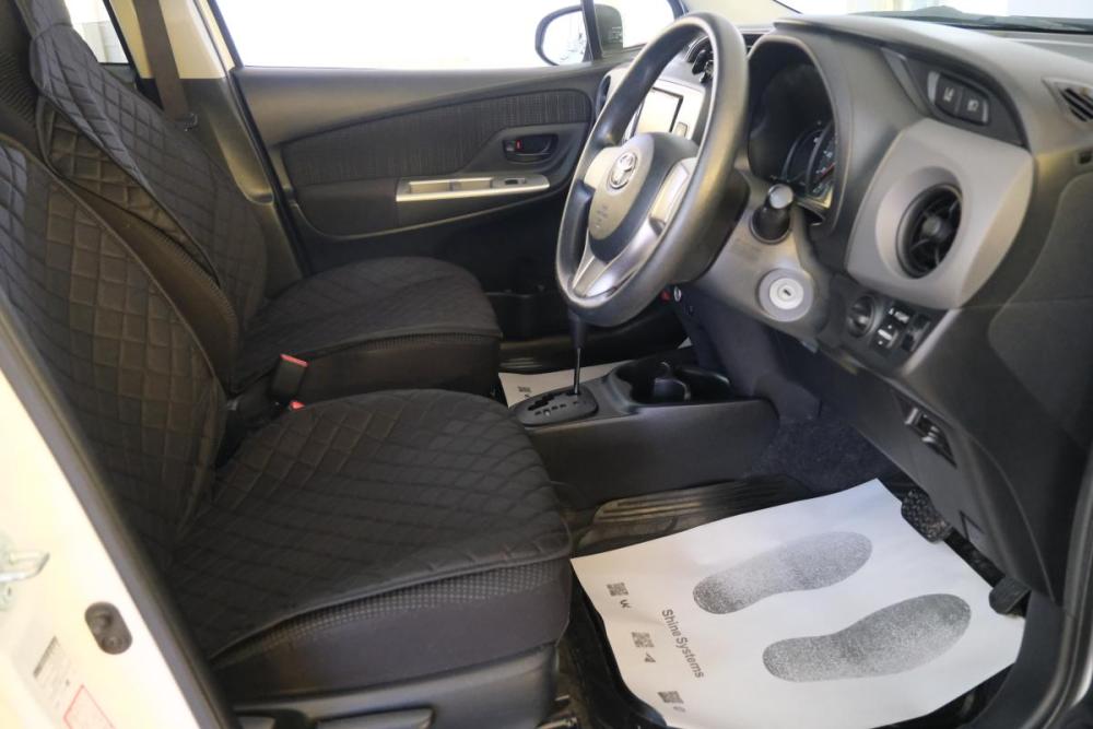 Toyota Vitz III (XP130) Рестайлинг Омск  - изображение 8