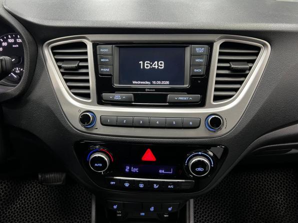 Hyundai Solaris II с пробегом 2019 года, цена 1 350 001 рубль, 147509 км, седан, Автокод Объявления