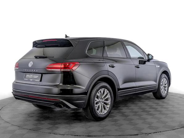 Volkswagen Touareg III с пробегом 2019 года, цена 5 205 000 рублей, 37555 км, внедорожник, Автокод Объявления