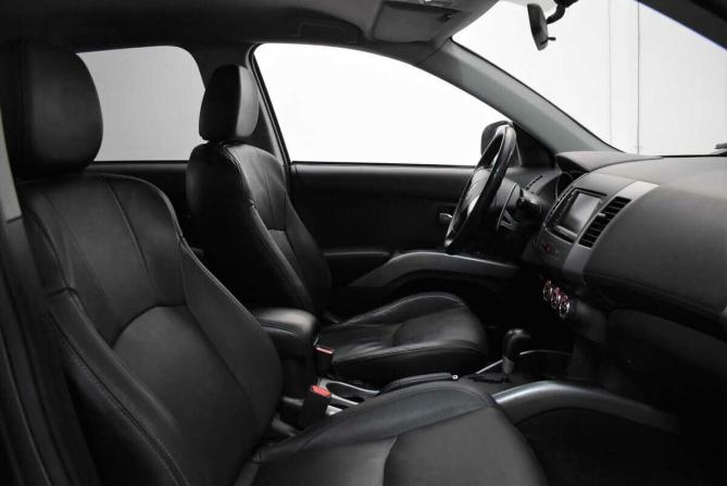 Mitsubishi Outlander II Рестайлинг с пробегом 2012 года, цена 1 150 000 рублей, 244858 км, внедорожник, Автокод Объявления