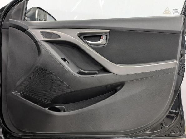 Hyundai Elantra V (MD) Рестайлинг с пробегом 2015 года, цена 1 250 000 рублей, 92612 км, седан, Автокод Объявления