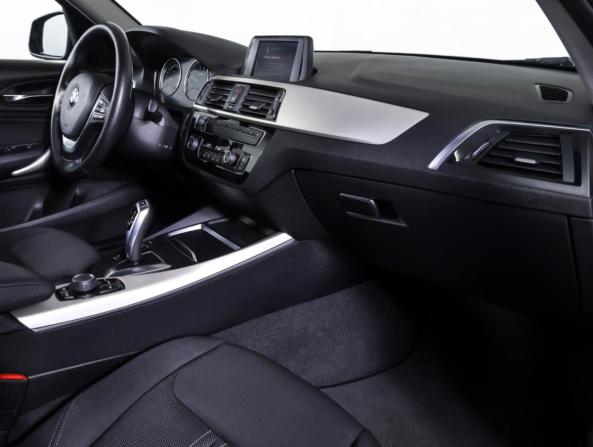 BMW 1 серии II (F20/F21) Рестайлинг с пробегом 2017 года, цена 1 750 000 рублей, 101323 км, хэтчбек, Автокод Объявления
