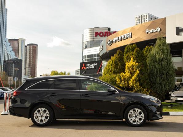 Kia Ceed III Рестайлинг с пробегом 2022 года, цена 1 848 000 рублей, 115349 км, универсал, Автокод Объявления