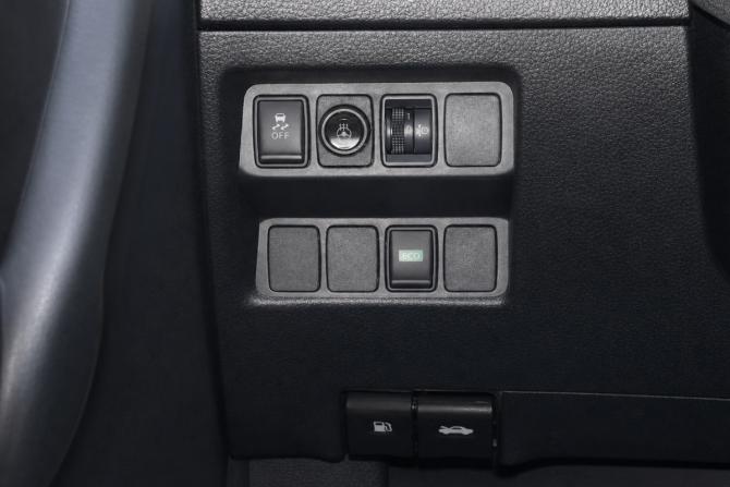 Nissan Qashqai II с пробегом 2018 года, цена 1 799 000 рублей, 60067 км, внедорожник, Автокод Объявления