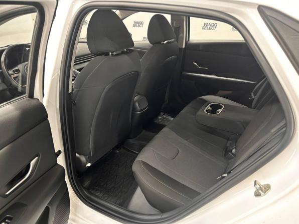 Hyundai Elantra VII (CN7) с пробегом 2022 года, цена 1 780 000 рублей, 50227 км, седан, Автокод Объявления