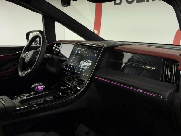 GAC M8 с пробегом 2024 года, цена 4 790 000 рублей, 14126 км, минивэн, Автокод Объявления