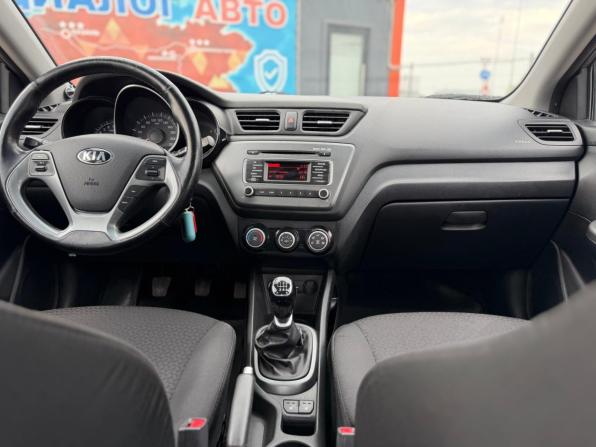 Kia Rio III Рестайлинг с пробегом 2016 года, цена 980 000 рублей, 101000 км, седан, Автокод Объявления