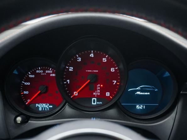 Porsche Macan I Рестайлинг с пробегом 2018 года, цена 3 450 000 рублей, 142262 км, внедорожник, Автокод Объявления