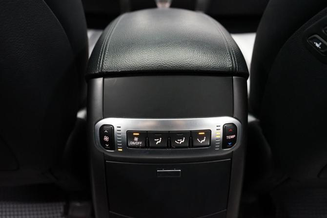 Kia Mohave I Рестайлинг с пробегом 2019 года, цена 3 590 000 рублей, 179711 км, внедорожник, Автокод Объявления