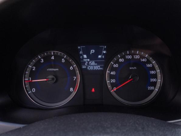Hyundai Solaris I с пробегом 2013 года, цена 980 000 рублей, 108380 км, хэтчбек, Автокод Объявления