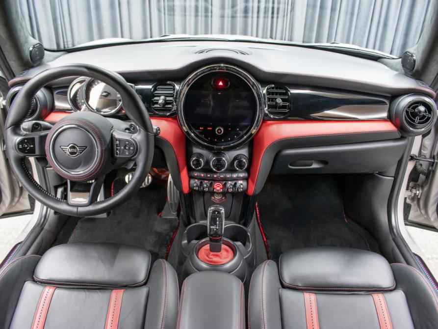 Mini Hatch III (F55/F56) Рестайлинг 2 Москва  - изображение 15