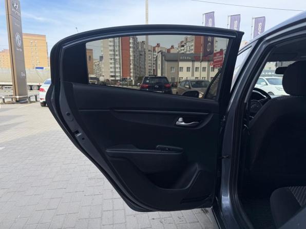 Kia Rio IV с пробегом 2018 года, цена 1 250 000 рублей, 70000 км, седан, Автокод Объявления