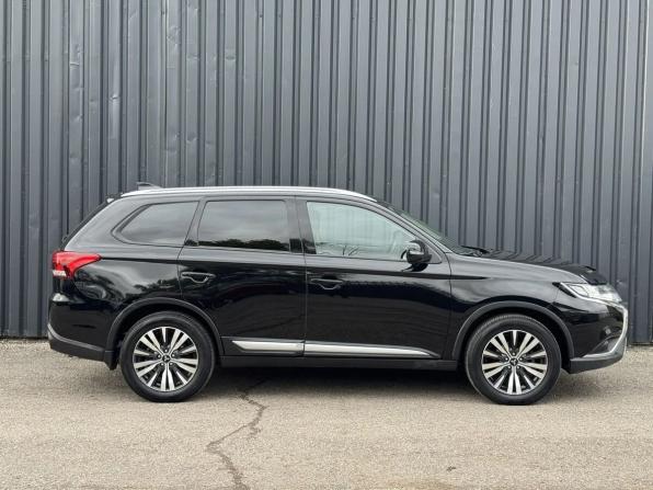 Mitsubishi Outlander III Рестайлинг 3 с пробегом 2019 года, цена 1 815 000 рублей, 160000 км, внедорожник, Автокод Объявления