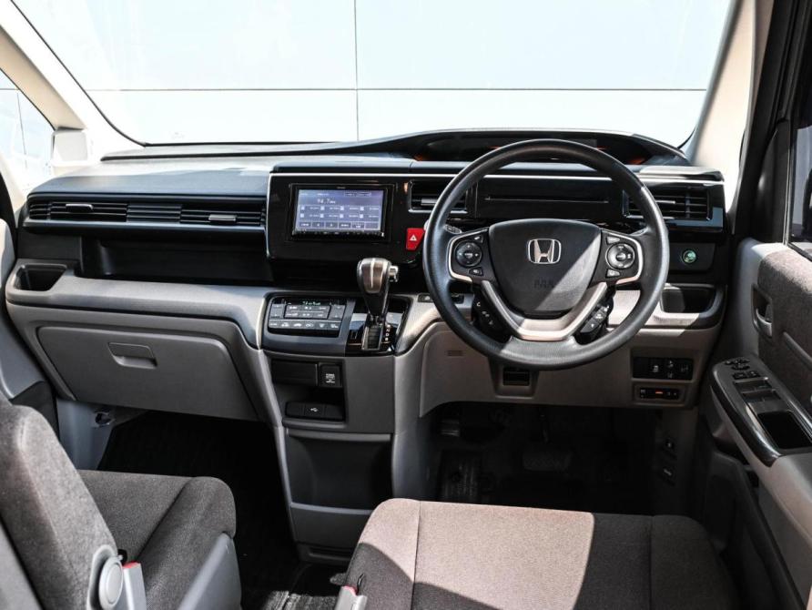 Honda Stepwgn V Рестайлинг Новороссийск  - изображение 6