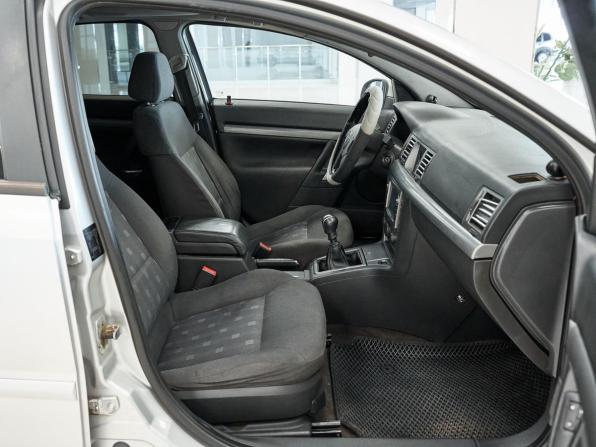 Opel Vectra C с пробегом 2004 года, цена 300 000 рублей, 322677 км, седан, Автокод Объявления