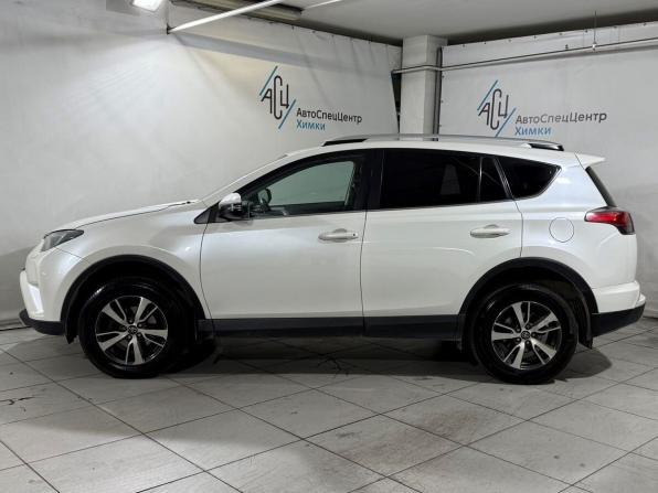 Toyota RAV4 IV (XA40) Рестайлинг с пробегом 2017 года, цена 1 769 800 рублей, 245000 км, внедорожник, Автокод Объявления