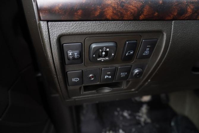 Toyota Land Cruiser 200 Series с пробегом 2010 года, цена 2 495 000 рублей, 323045 км, внедорожник, Автокод Объявления
