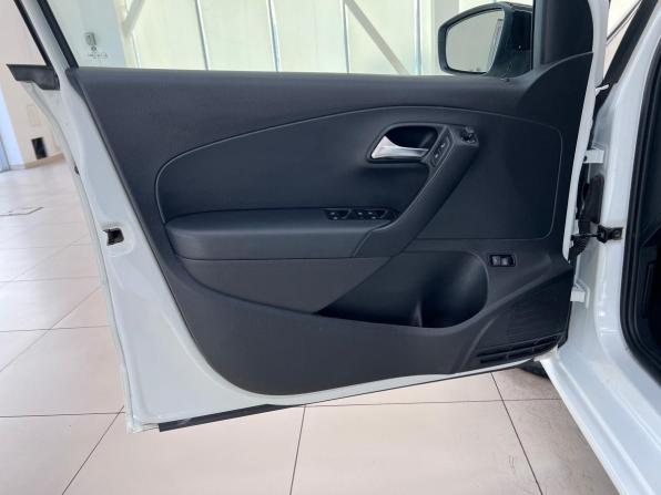 Volkswagen Polo V Рестайлинг с пробегом 2020 года, цена 1 549 000 рублей, 72745 км, седан, Автокод Объявления