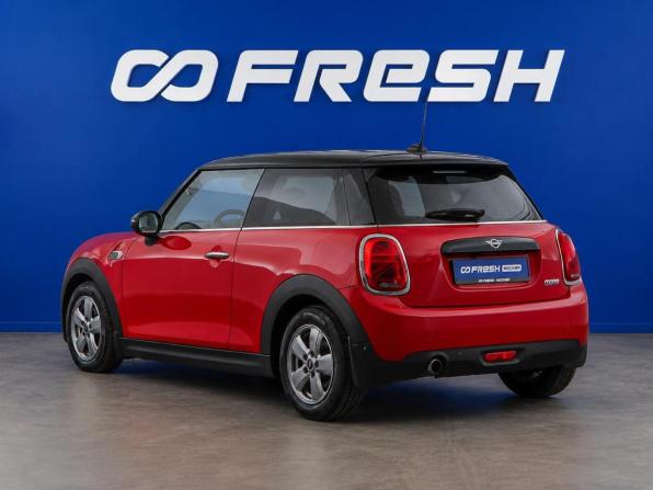 Mini Hatch III (F55/F56) Рестайлинг с пробегом 2018 года, цена 1 899 077 рублей, 99528 км, хэтчбек, Автокод Объявления