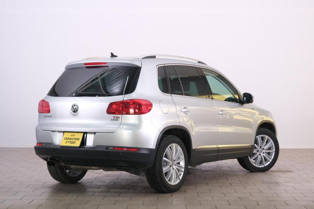 Volkswagen Tiguan I Рестайлинг Омск  - изображение 7