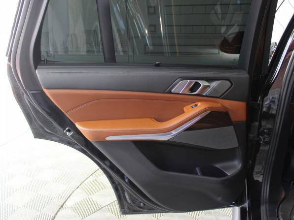 BMW X5 IV (G05/G18) Рестайлинг с пробегом 2023 года, цена 11 200 000 рублей, 32000 км, внедорожник, Автокод Объявления