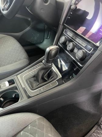 Volkswagen Golf VII Рестайлинг с пробегом 2018 года, цена 1 527 000 рублей, 144437 км, универсал, Автокод Объявления