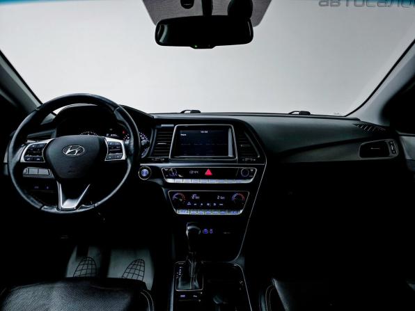 Hyundai Sonata VII (LF) Рестайлинг с пробегом 2019 года, цена 1 999 000 рублей, 103050 км, седан, Автокод Объявления