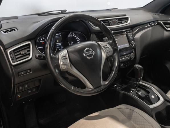 Nissan Qashqai II с пробегом 2016 года, цена 1 548 658 рублей, 207981 км, внедорожник, Автокод Объявления