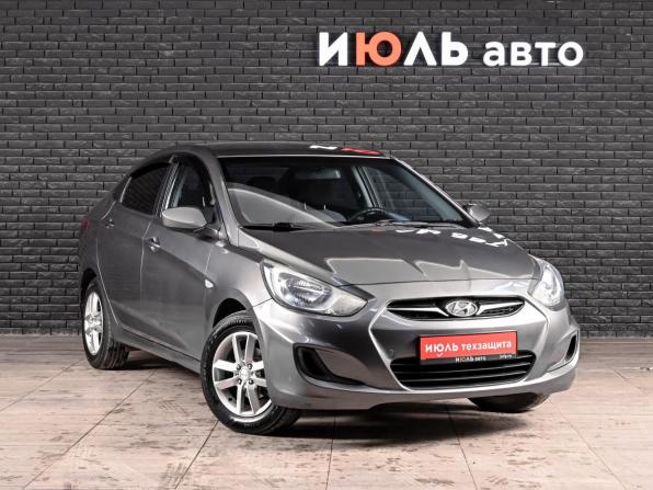 Hyundai Solaris I с пробегом 2014 года, цена 870 000 рублей, 151481 км, седан, Автокод Объявления