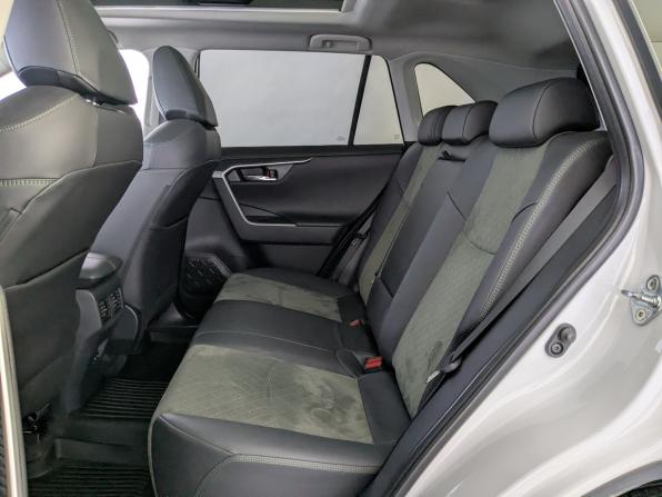 Toyota RAV4 V (XA50) с пробегом 2023 года, цена 3 850 000 рублей, 41350 км, внедорожник, Автокод Объявления