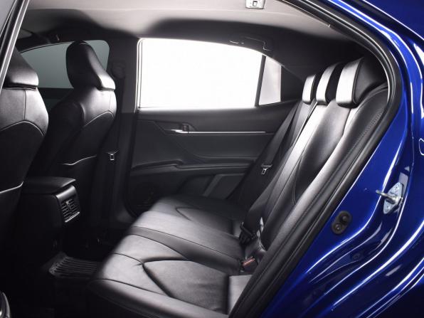 Toyota Camry VIII (XV70) Рестайлинг с пробегом 2021 года, цена 2 799 995 рублей, 100281 км, седан, Автокод Объявления