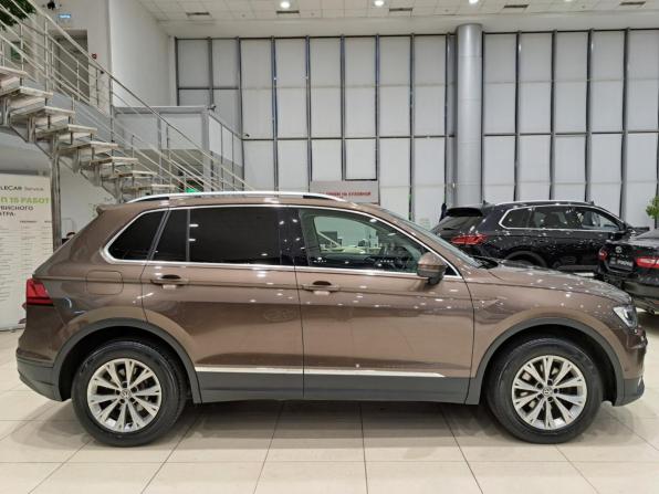 Volkswagen Tiguan II с пробегом 2017 года, цена 1 850 000 рублей, 171155 км, внедорожник, Автокод Объявления