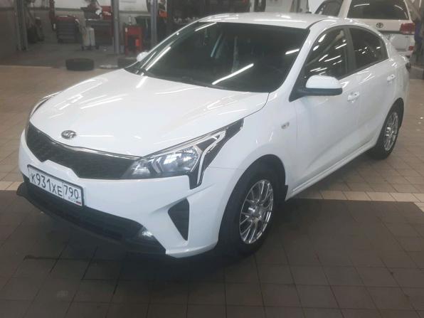 Kia Rio IV Рестайлинг с пробегом 2021 года, цена 1 525 000 рублей, 47481 км, седан, Автокод Объявления