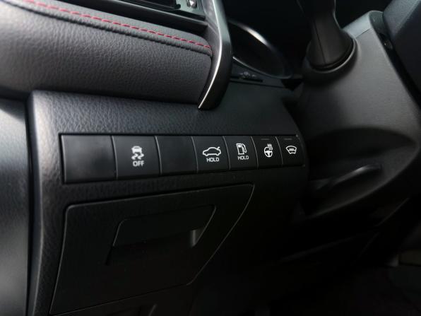 Toyota Camry VIII (XV70) Рестайлинг с пробегом 2021 года, цена 2 699 000 рублей, 150000 км, седан, Автокод Объявления