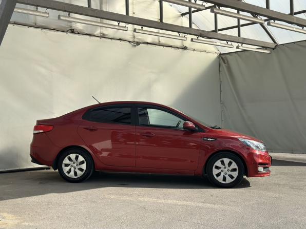 Kia Rio III Рестайлинг с пробегом 2015 года, цена 840 000 рублей, 150316 км, седан, Автокод Объявления