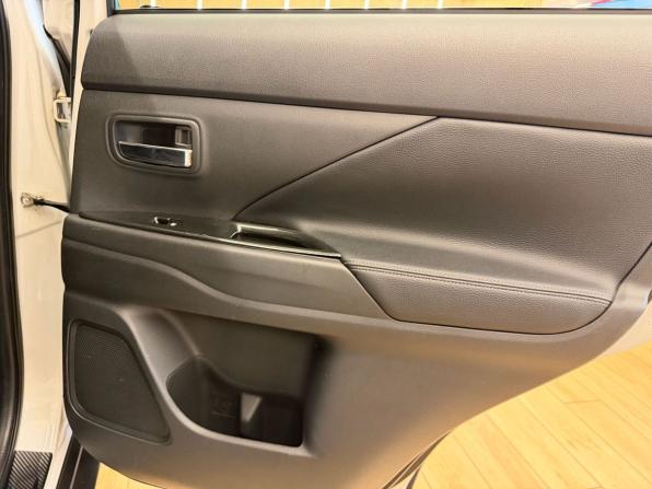 Mitsubishi Outlander III Рестайлинг 2 с пробегом 2016 года, цена 1 699 000 рублей, 110000 км, внедорожник, Автокод Объявления