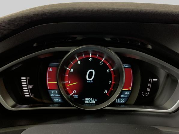 Volvo V40 Cross Country I с пробегом 2014 года, цена 1 190 000 рублей, 190238 км, хэтчбек, Автокод Объявления