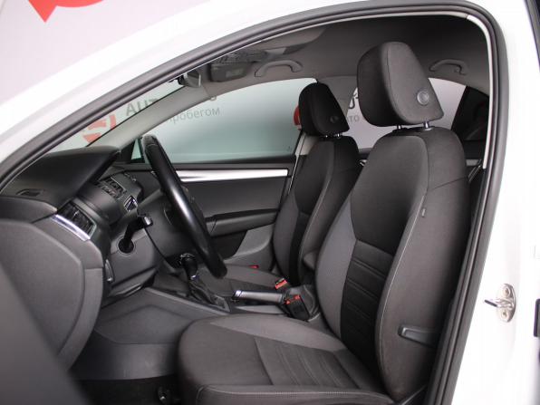 Skoda Octavia III (A7) Рестайлинг с пробегом 2019 года, цена 1 580 000 рублей, 97894 км, лифтбек, Автокод Объявления