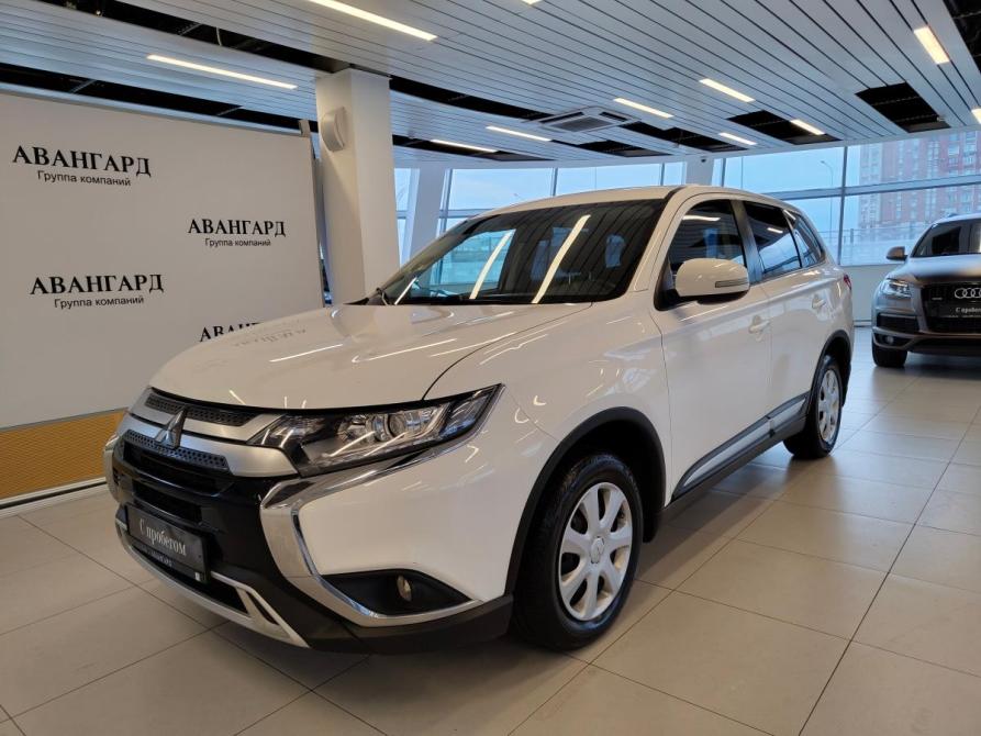 Mitsubishi Outlander III Рестайлинг 3 Санкт-Петербург  - изображение 1